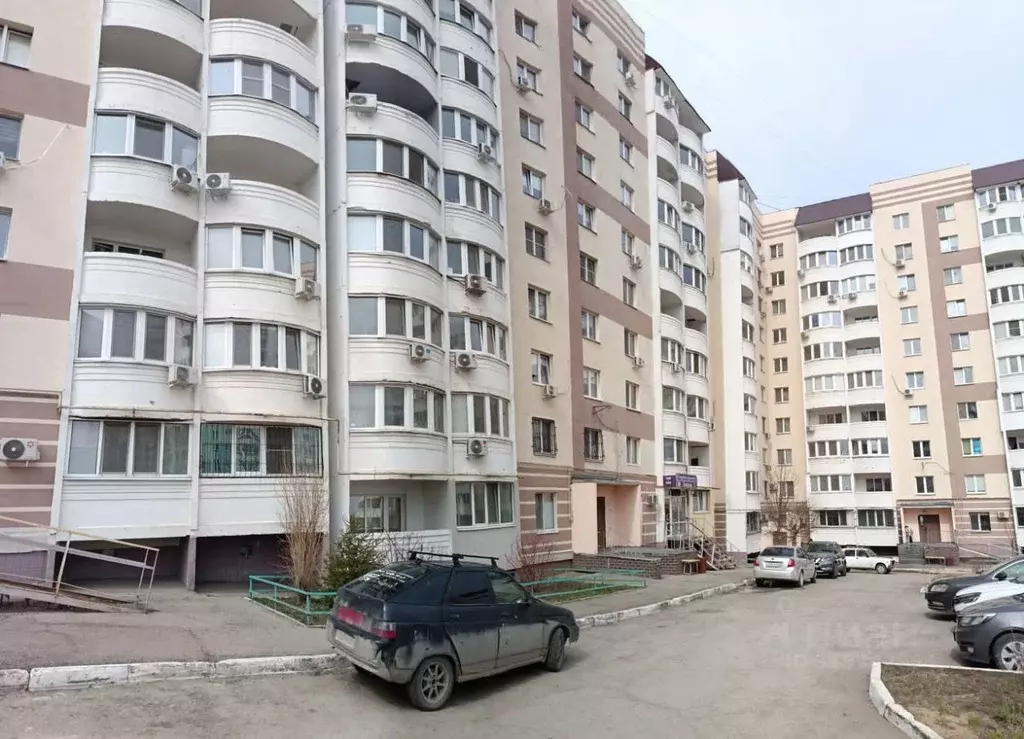 1-к кв. Саратовская область, Саратов ул. Имени К.П. Панченко, 8 (42.2 ... - Фото 0