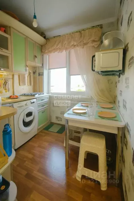 2-к кв. Крым, Керчь ул. Марата, 2 (44.9 м) - Фото 0