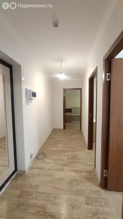 2-комнатная квартира: посёлок городского типа Стройкерамика, улица ... - Фото 0