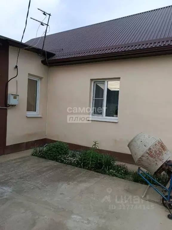 Дом в Краснодарский край, Абинск Янтарная ул. (94 м) - Фото 1