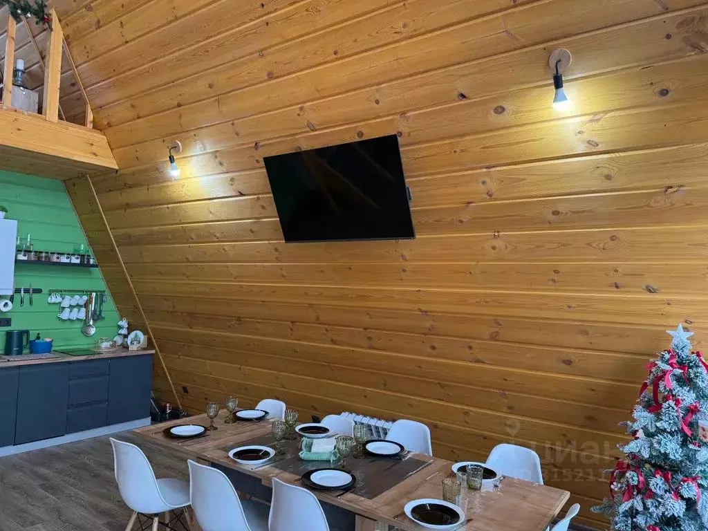 Дом в Оренбургская область, Оренбург ул. Комарова (88 м) - Фото 1