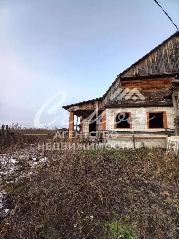 Дом в Тюменская область, Заводоуковский городской округ, пос. Гилево ... - Фото 1