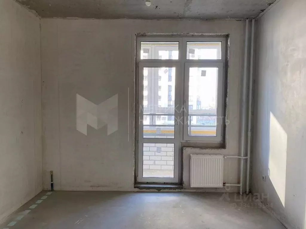 1-к кв. Тюменская область, Тюмень ул. Фармана Салманова, 23 (33.77 м) - Фото 1