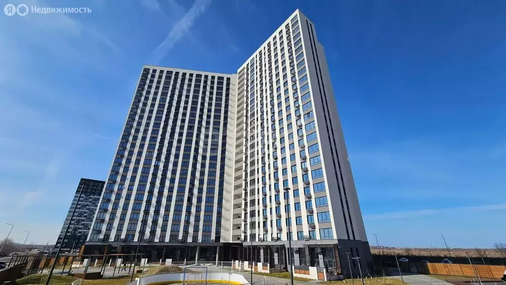 1-комнатная квартира: Тюмень, Краснооктябрьская улица, 6 (39.1 м) - Фото 2