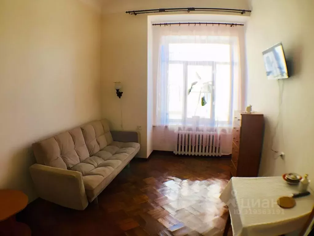 Комната Санкт-Петербург Верейская ул., 33 (15.0 м) - Фото 0