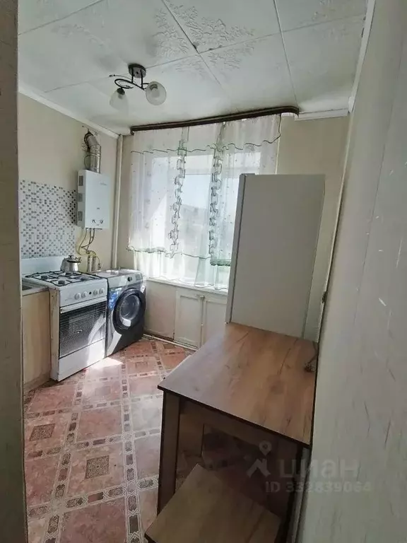 2-к кв. Тульская область, Киреевск ул. Ленина, 19А (43.5 м) - Фото 2