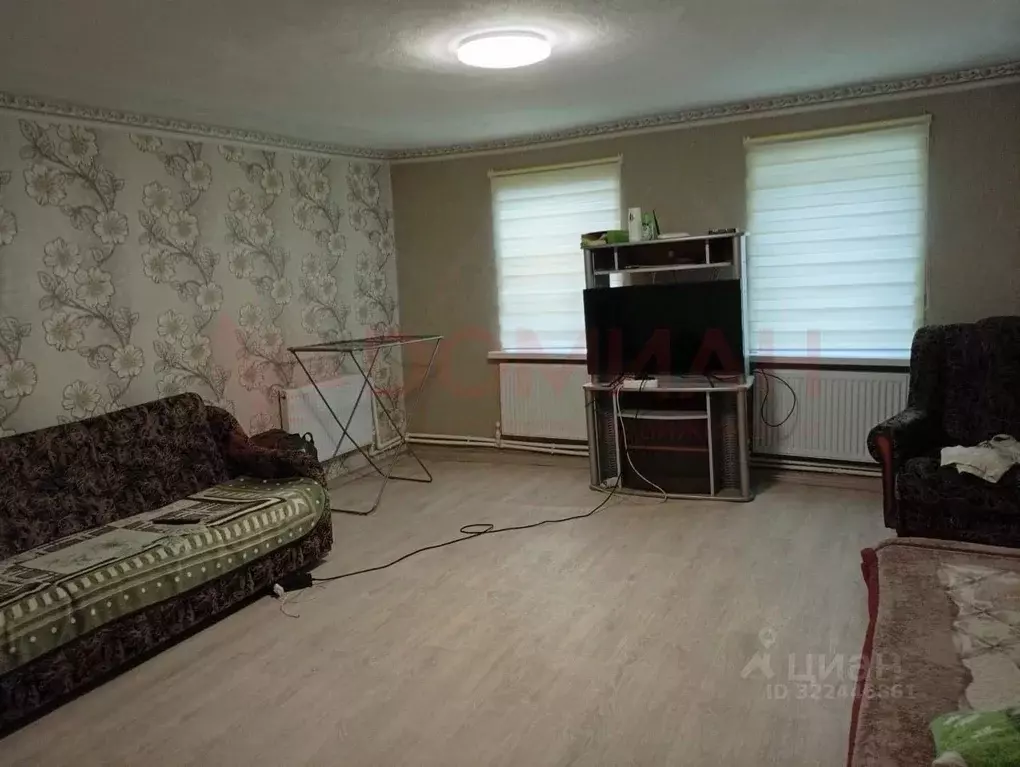 Дом в Ростовская область, Октябрьский район, Красюковская сл. ... - Фото 1