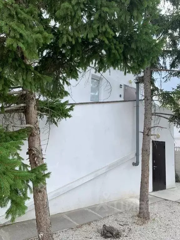 Комната Крым, Белогорск ул. Нижнегорская, 83Б - Фото 2