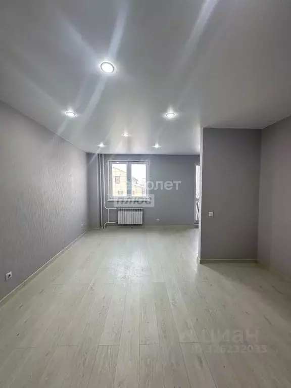 Студия Омская область, Омск ул. Кирова, 51 (34.3 м) - Фото 1