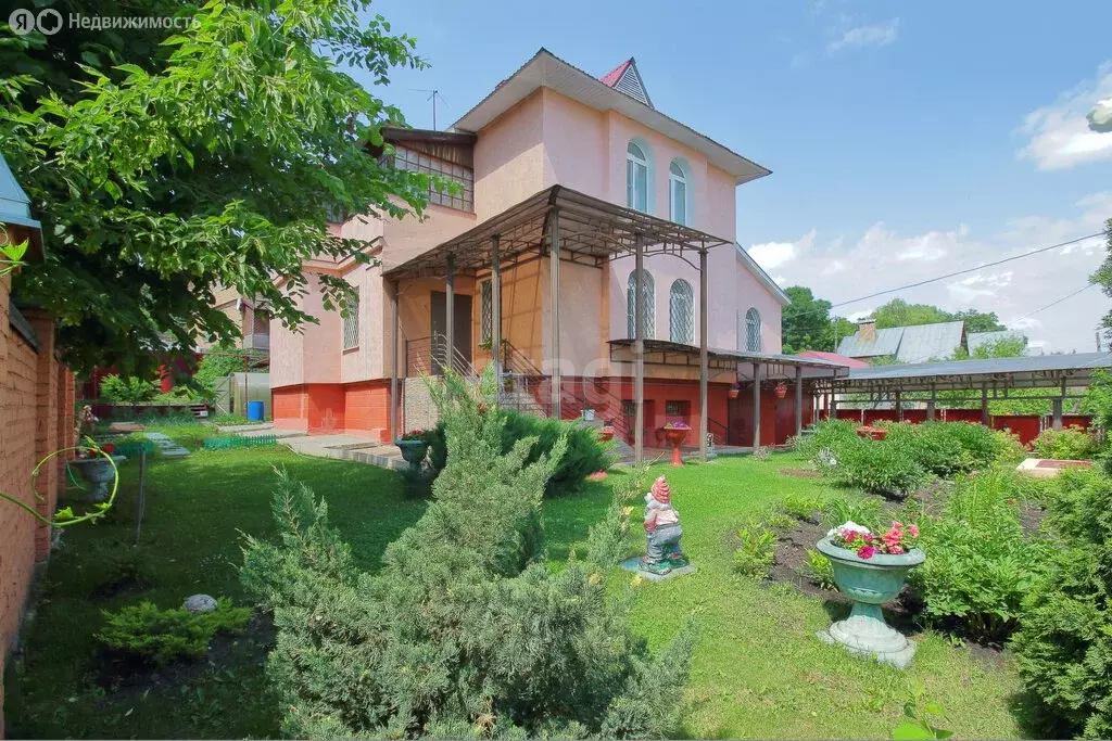 Дом в Пенза, улица Салтыкова-Щедрина (365 м) - Фото 0