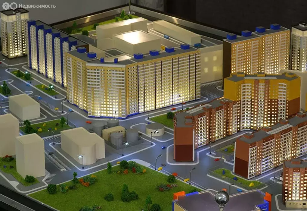 2-комнатная квартира: Якутск, проспект Михаила Николаева, 13А (61 м) - Фото 0