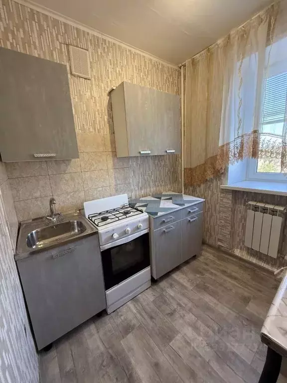 1-к кв. Белгородская область, Алексеевка Республиканская ул. (27.7 м) - Фото 1