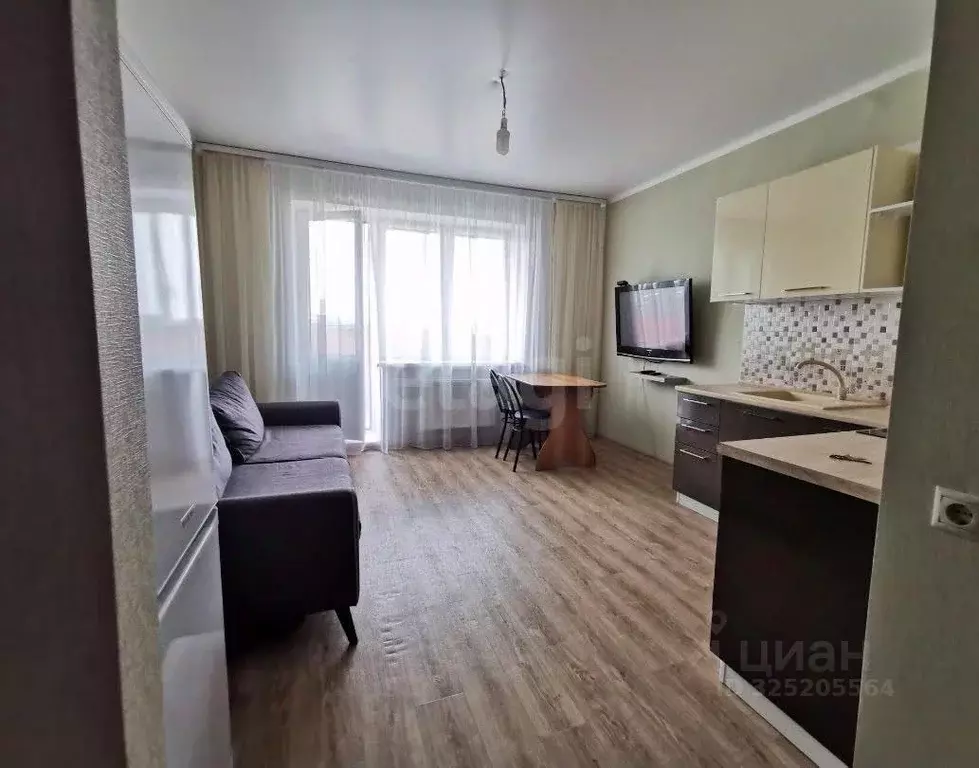 Студия Тюменская область, Тюмень ул. Мельникайте, 2к8 (24.4 м) - Фото 1