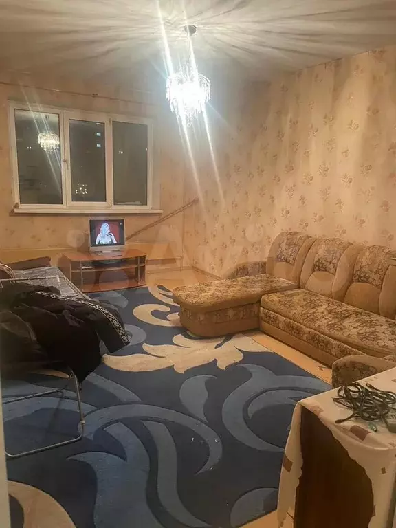 3-к. квартира, 70 м, 4/9 эт. - Фото 0
