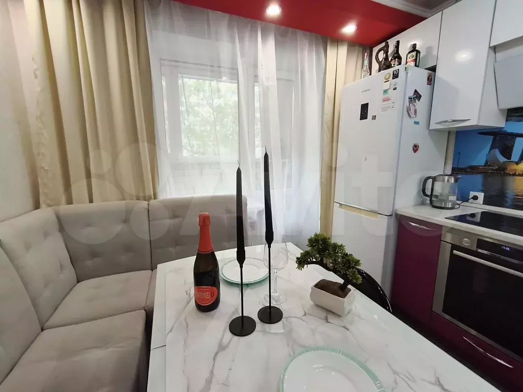1-к. квартира, 40 м, 1/10 эт. - Фото 0
