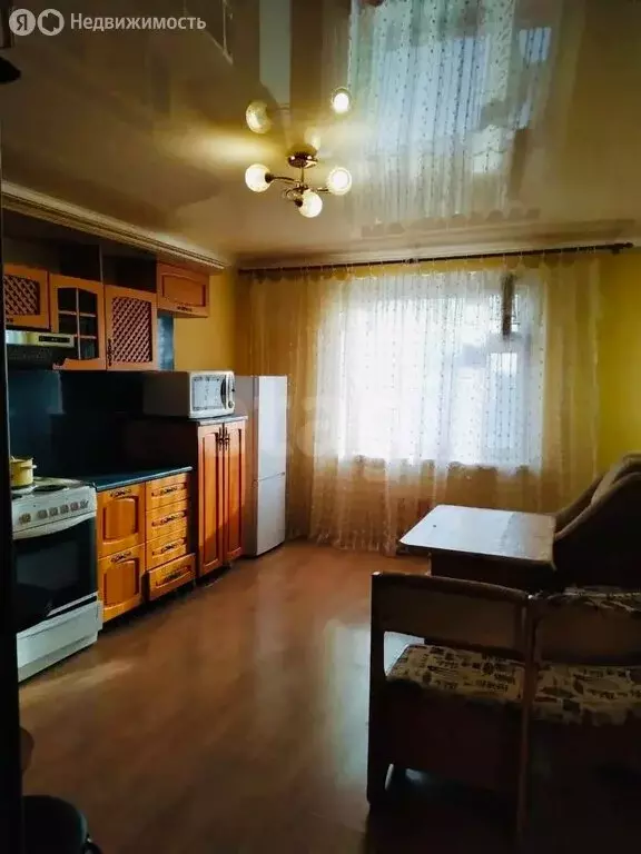 2-комнатная квартира: Тюмень, микрорайон Тарманы, улица Малышева, 14 ... - Фото 2