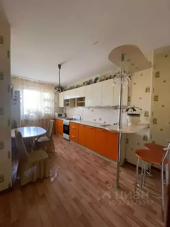 3-к кв. Татарстан, Казань ул. Комиссара Габишева, 10 (75.0 м) - Фото 0