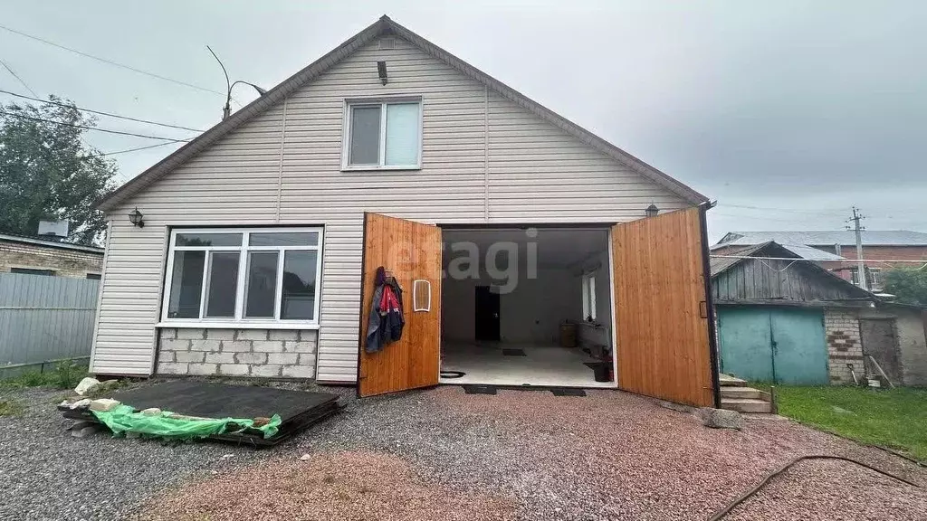 Дом в Орловская область, Урицкий район, Нарышкино пгт ул. Немкова, 25А ... - Фото 1