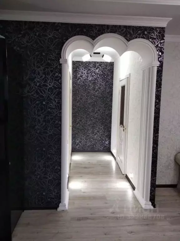 2-к кв. Волгоградская область, Волгоград Селенгинская ул., 11 (80.0 м) - Фото 2