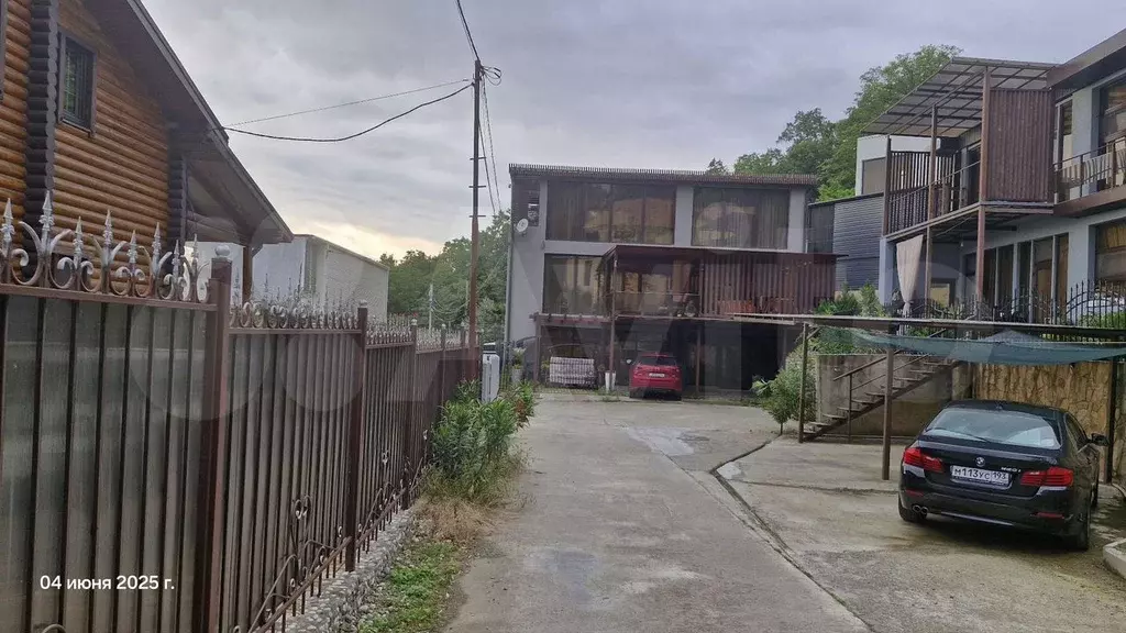 Дом 200 м на участке 4 сот. - Фото 0