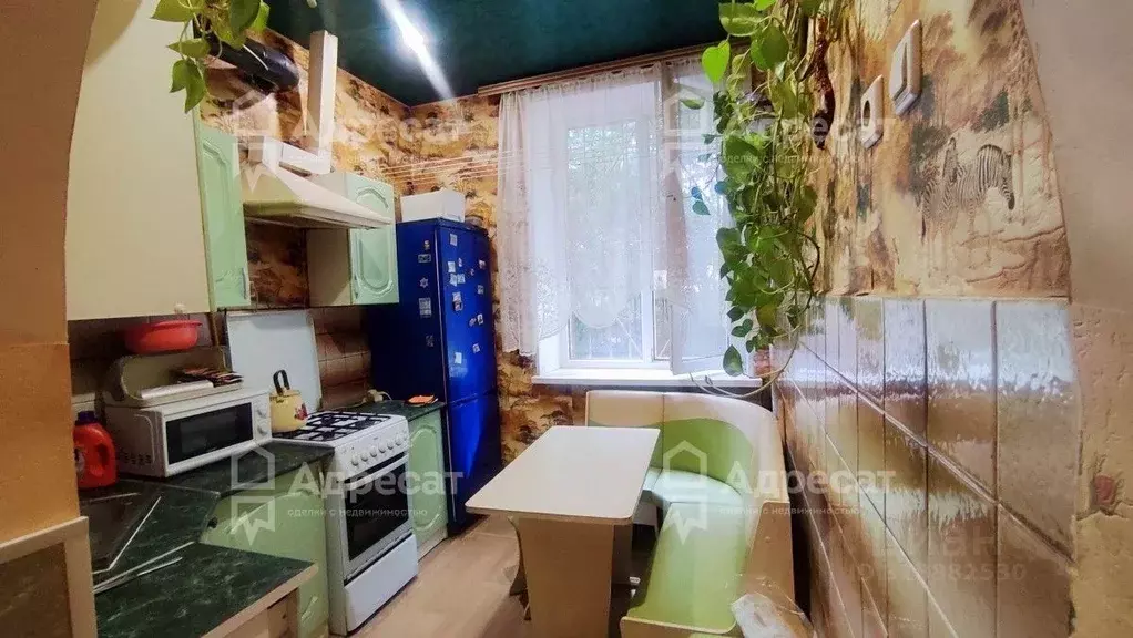 3-к кв. Волгоградская область, Волгоград ул. Борьбы, 17 (68.4 м) - Фото 1