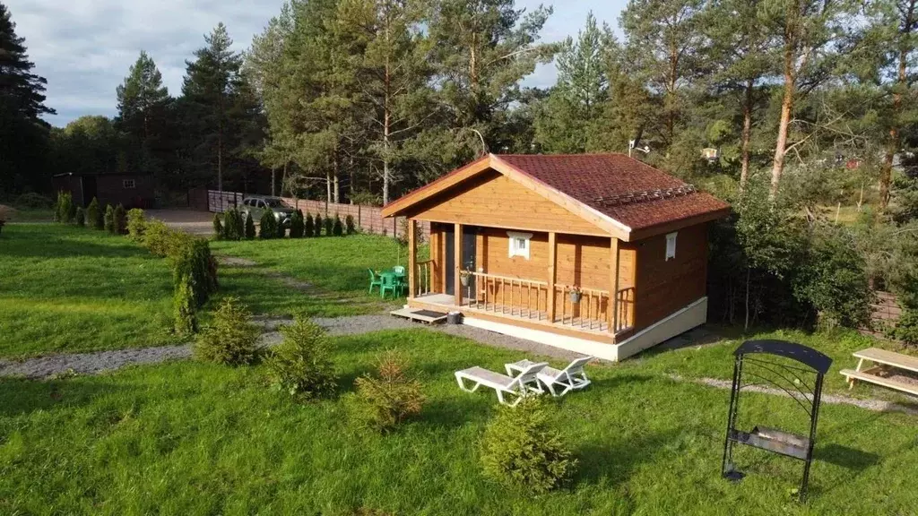 Дом в Карелия, Лахденпохский муниципальный округ, пос. Ласанен ул. ... - Фото 1