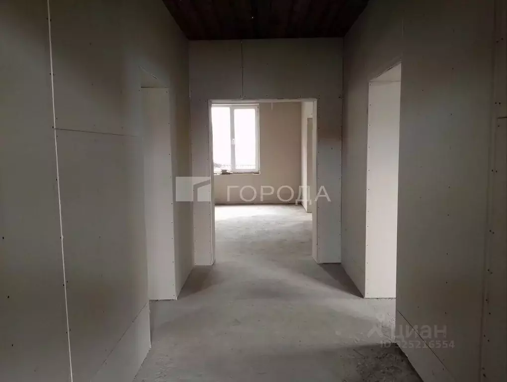 Дом в Новосибирская область, Новосибирск Таганрогский пер. (240 м) - Фото 1