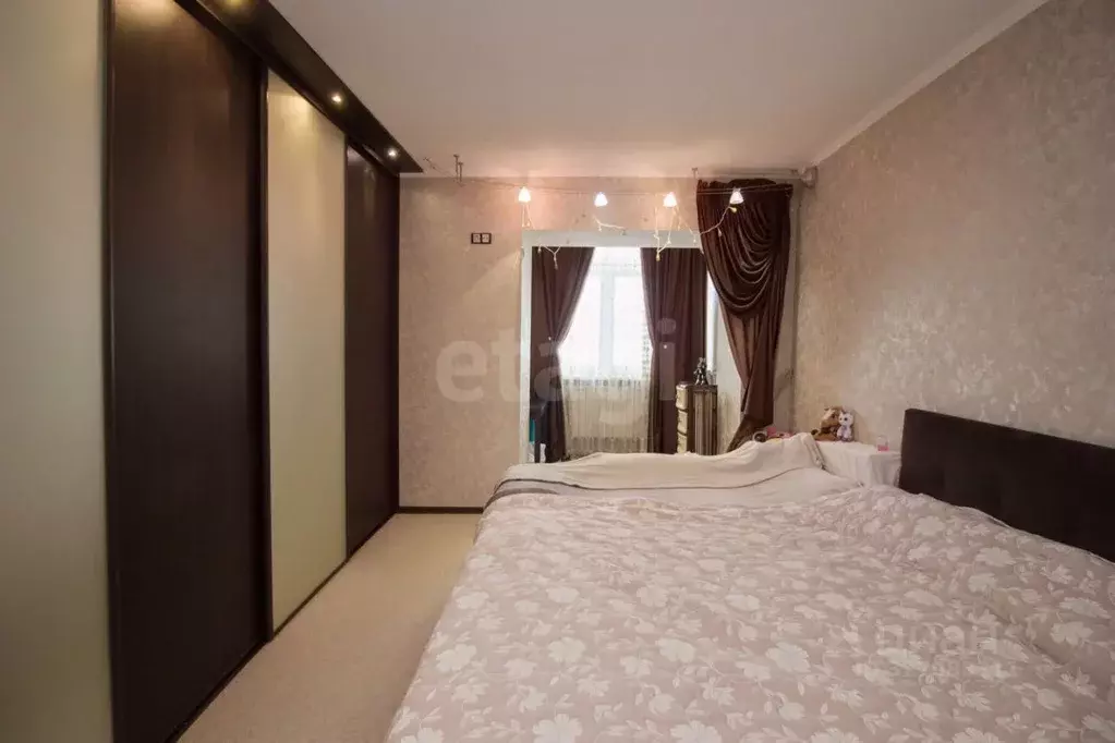 3-к кв. Калужская область, Калуга ул. Космонавта Комарова, 36 (107.9 ... - Фото 2