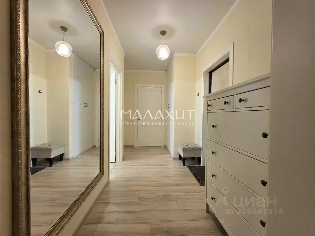 2-к кв. Самарская область, Самара Ново-Садовая ул., 106М (70.4 м) - Фото 1