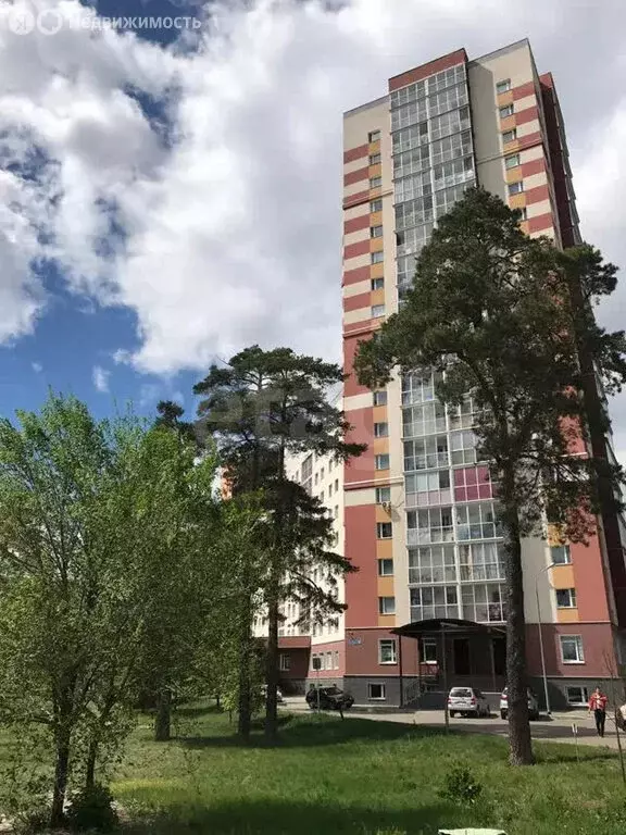 2-комнатная квартира: Казань, улица Восстания, 80А (64 м) - Фото 1