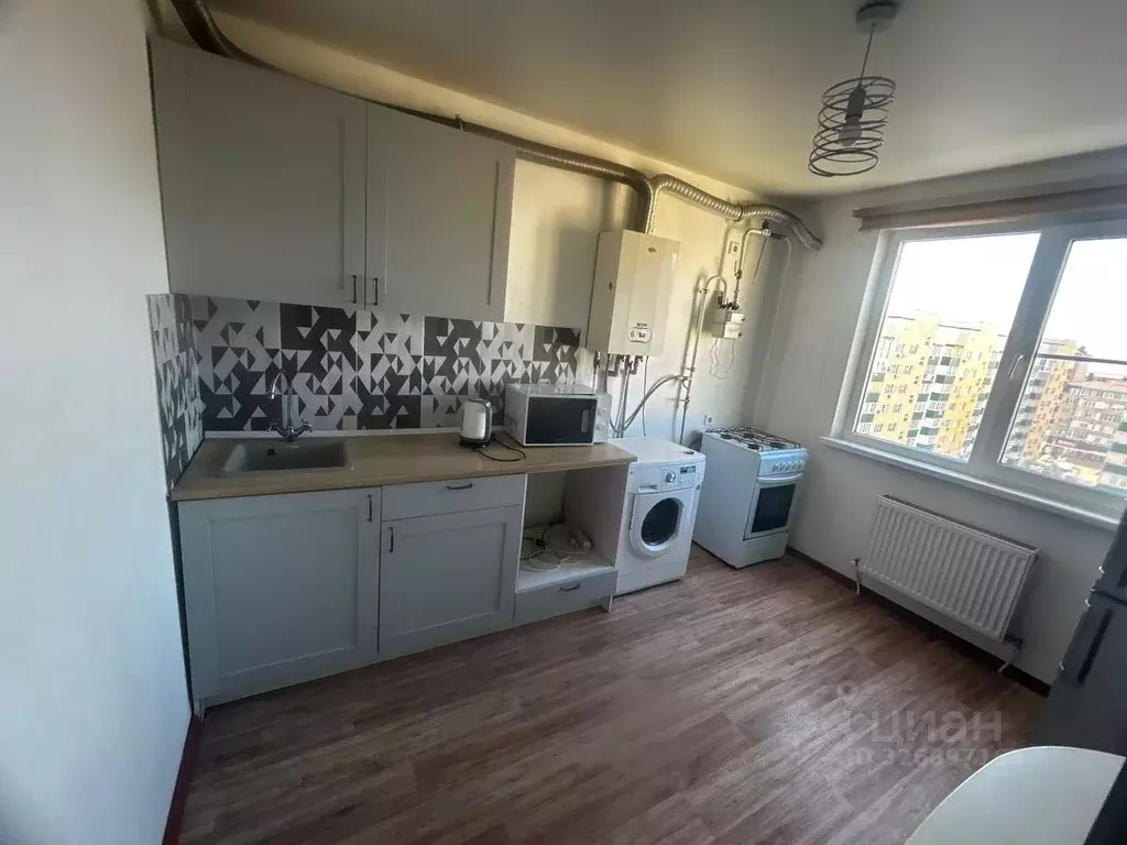 2-к кв. Адыгея, Тахтамукайский район, Яблоновский пгт ул. Гагарина, ... - Фото 1