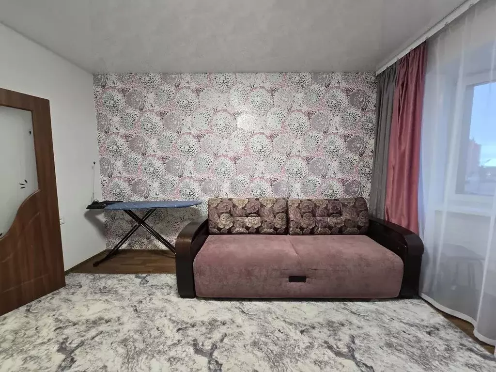 2-к кв. Ямало-Ненецкий АО, Новый Уренгой Юбилейный мкр, 5/2 (56.3 м) - Фото 1