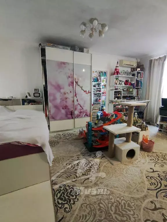 Продается 2-комнатная квартира - Фото 1