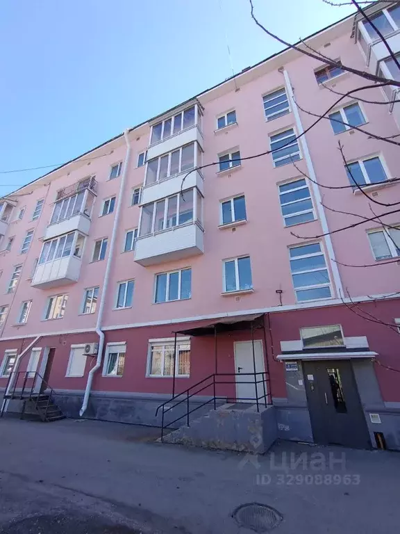 2-к кв. Пермский край, Пермь ул. Пушкина, 35 (40.7 м) - Фото 1