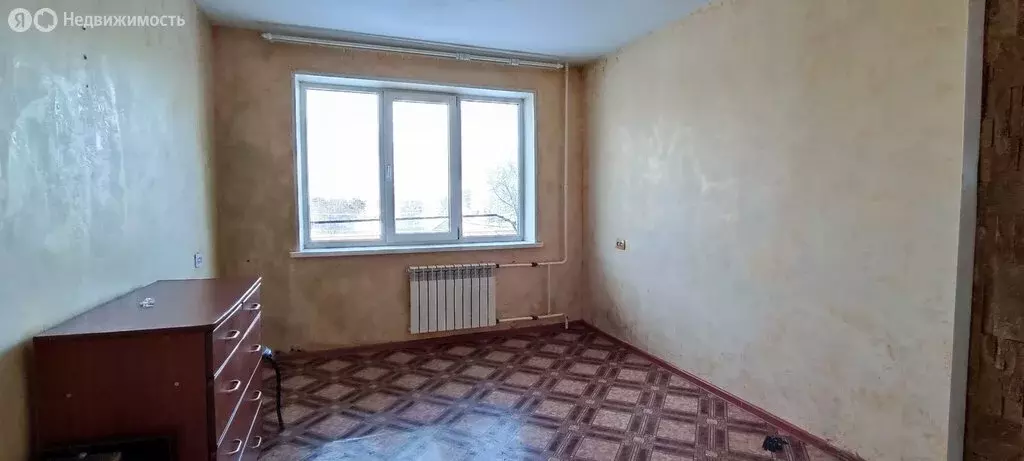 1-комнатная квартира: Арсеньев, Октябрьская улица, 19/2 (18 м) - Фото 1