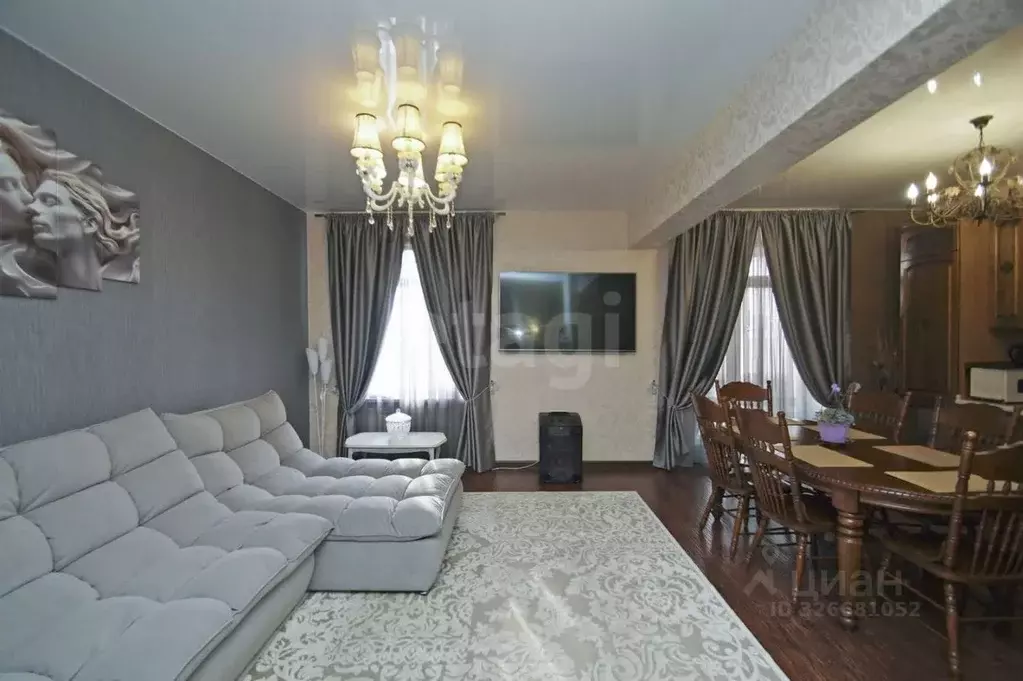 2-к кв. Омская область, Омск просп. Карла Маркса, 10 (90.4 м) - Фото 1