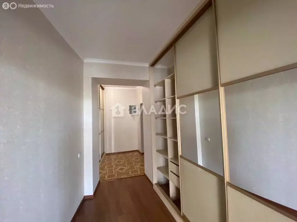 2-комнатная квартира: Пермь, улица Адмирала Ушакова, 32 (64 м) - Фото 0