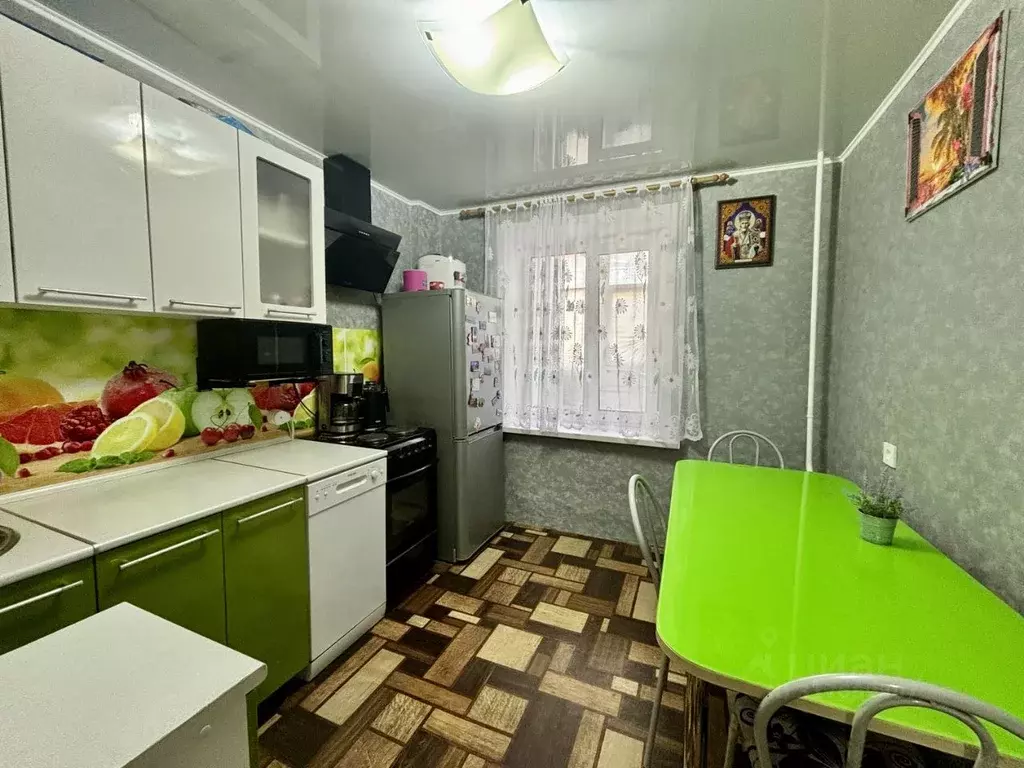 2-к кв. Саратовская область, Балаково ул. 30 лет Победы, 28 (43.0 м) - Фото 0