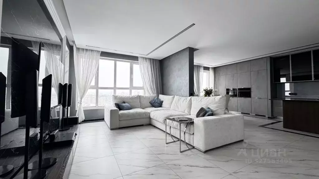 2-к кв. Свердловская область, Екатеринбург ул. Новаторов, 8 (70.0 м) - Фото 2