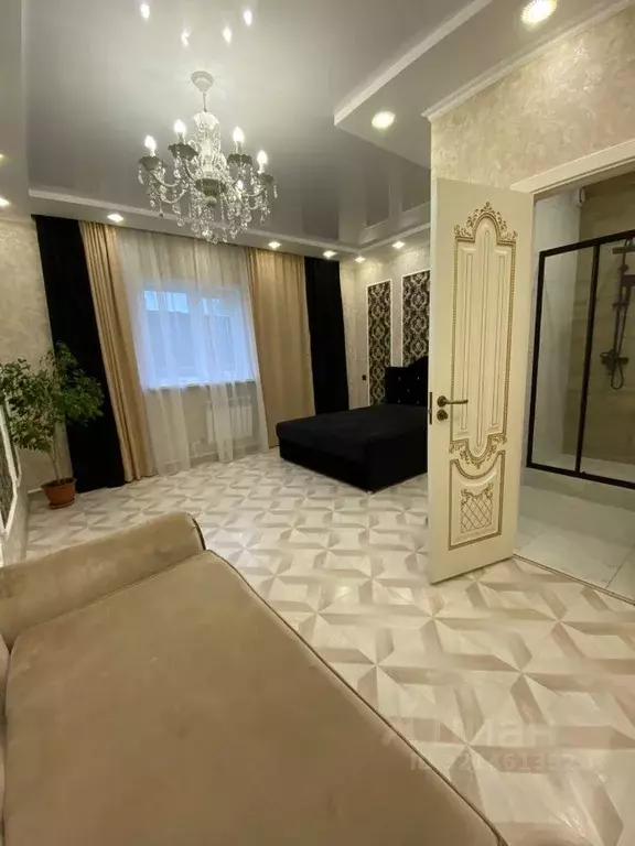 Дом в Новосибирская область, Новосибирск Сестрорецкая ул., 16 (880 м) - Фото 1
