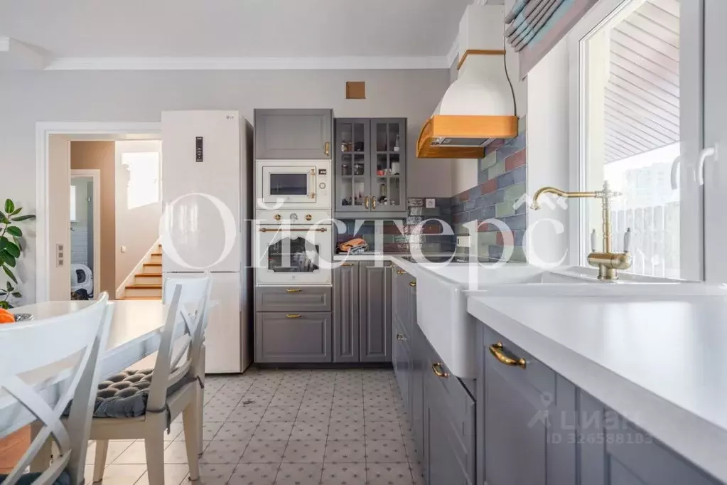 Дом в Санкт-Петербург пос. Парголово, Кабаловская ул., 28к1 (366 м) - Фото 1