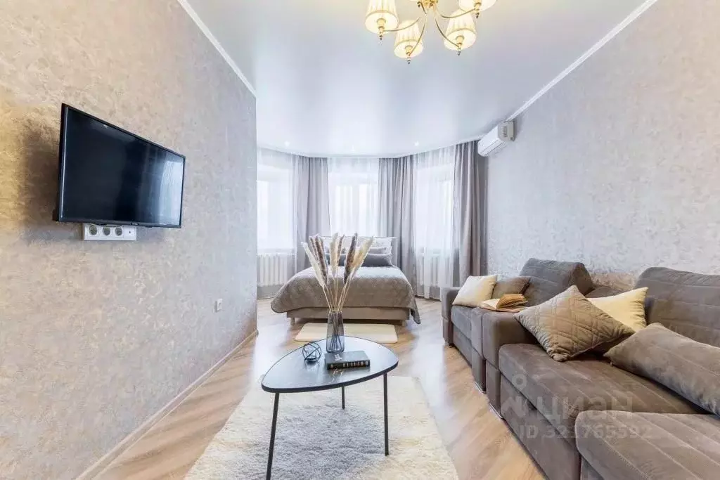 2-к кв. Татарстан, Казань ул. Баки Урманче, 10 (58.0 м) - Фото 1