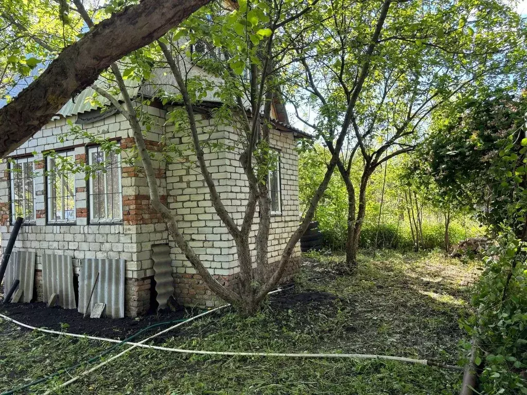 Дом в Воронежская область, Семилукский район, Девицкое с/пос, Родник ... - Фото 1