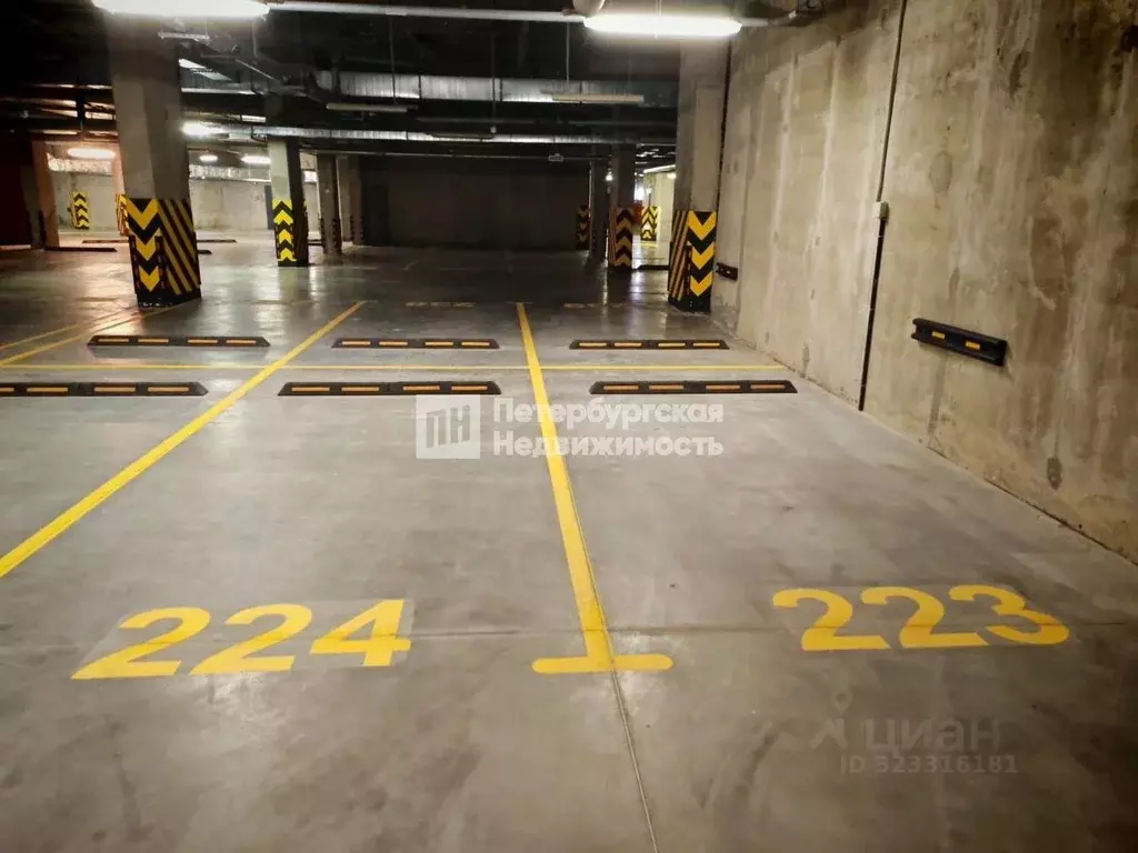 Гараж в Санкт-Петербург Ремесленная ул., 15 (12 м) - Фото 2