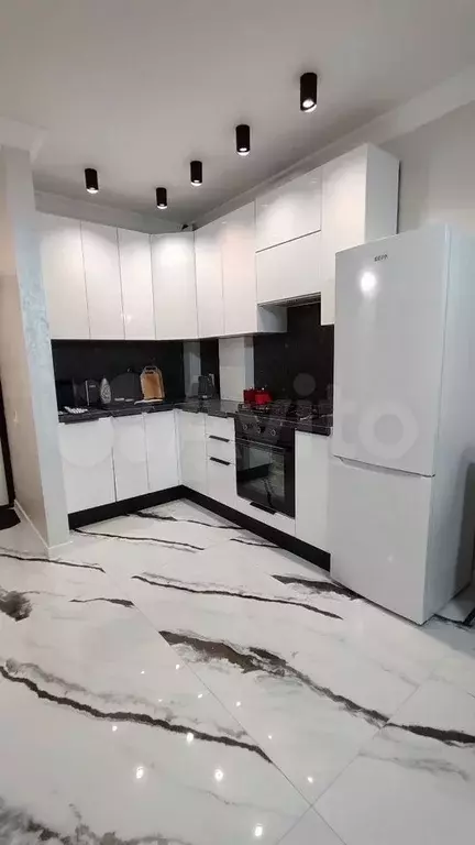 2-к. квартира, 43 м, 7/9 эт. - Фото 1