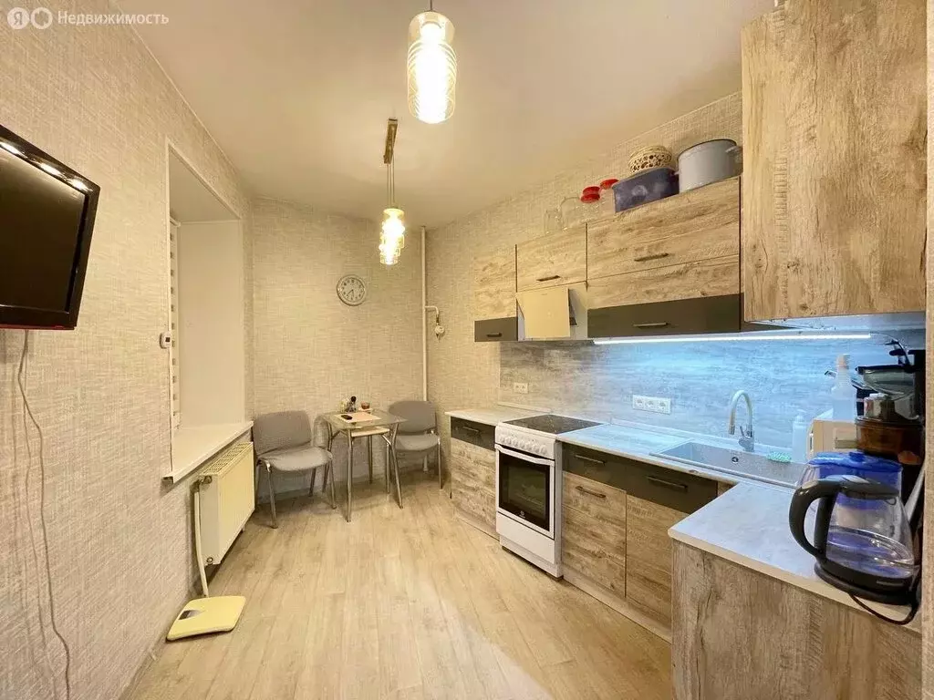 2-комнатная квартира: Новый Уренгой, район Северная Жилая Часть, ... - Фото 2