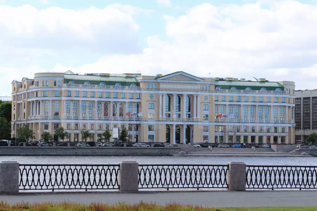 Офис 151,1 кв.м в бизнес-центре Лукойл - Фото 0