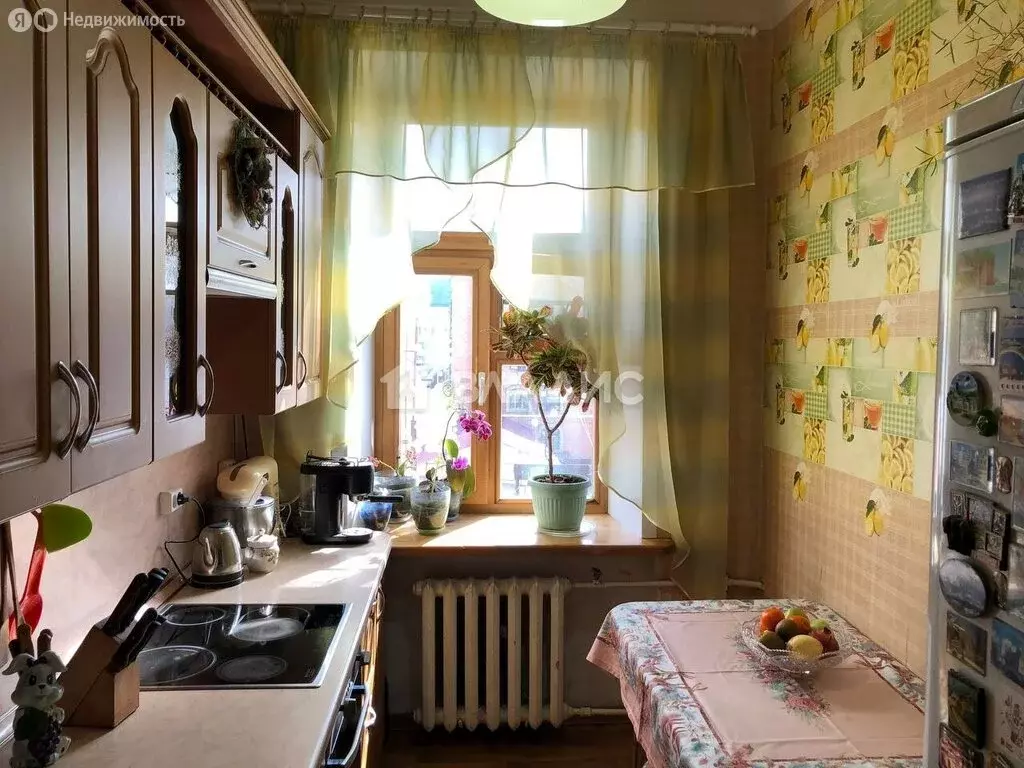 3-комнатная квартира: Чита, Ленинградская улица, 5 (69.6 м) - Фото 0
