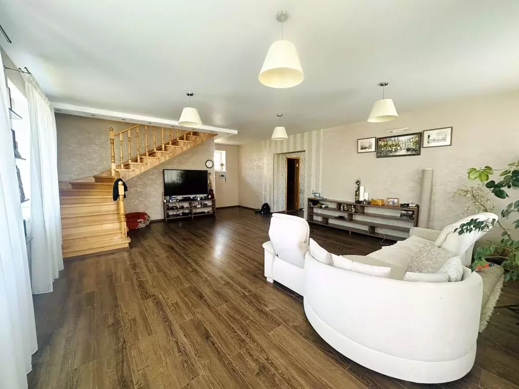 Дом в Ставропольский край, Ставрополь Краснофлотская ул., 18 (240 м) - Фото 2