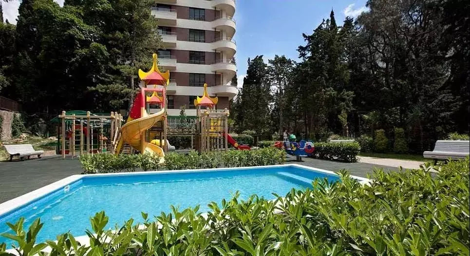 2-к кв. Крым, Ялта проезд Парковый, 6А (70.0 м) - Фото 1